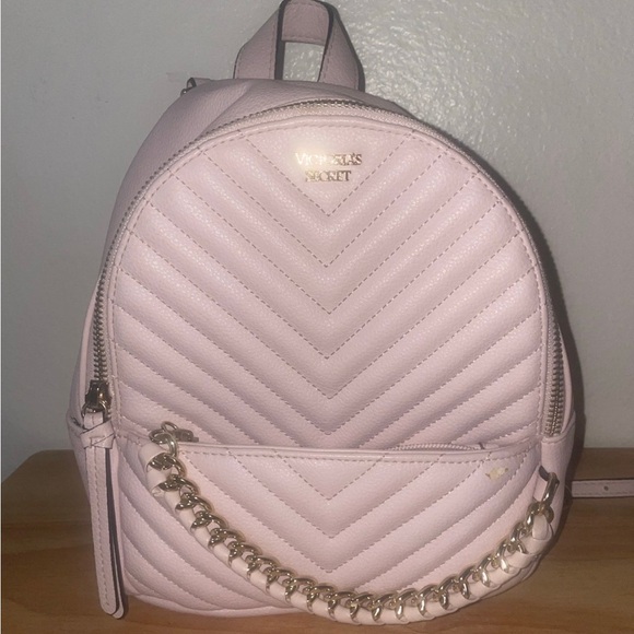 Victoria’s Secret Purse & Backpack in pink - Picture 6 of 11
